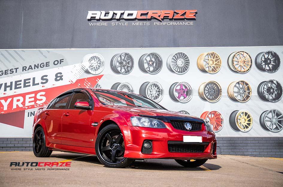 HOLDEN-COMMODORE-DETROIT-SATIN-BLACK